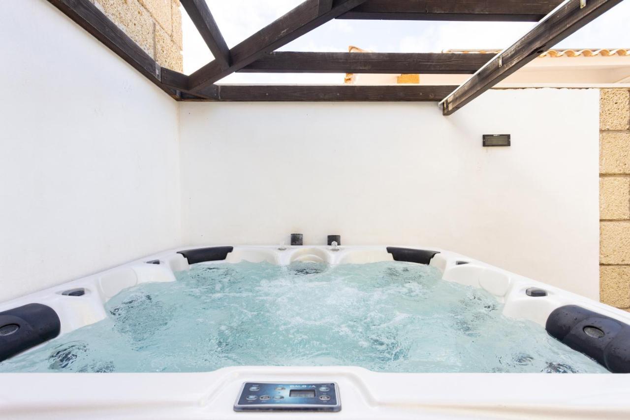 Villa Palm Mar Екстериор снимка
